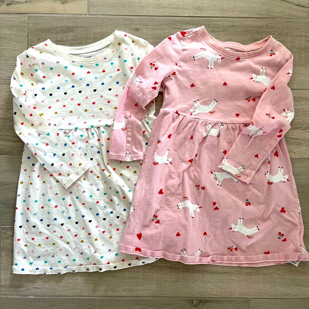 Two long-sleeve cotton toddler dresses 🦄💕